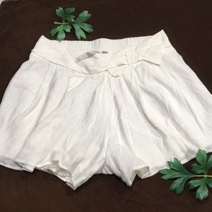 LC Lauren Conrad White Flowing Shorts